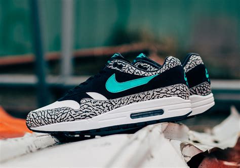 nike atmos replica|nike air max retro atmos.